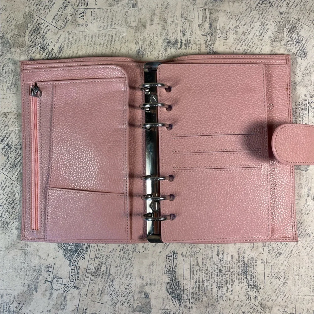 Moterm Versa Rings Planner — Pebbled Leather Pink — 6-Ring Organizer